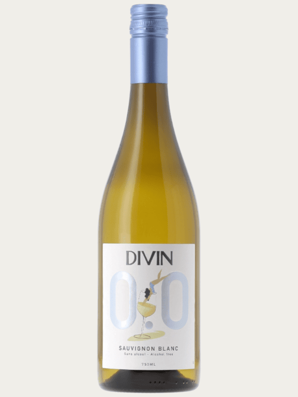 Butelka wytrawnego białego wina bezalkoholowego Divin Sauvignon Blanc z charakterystyczną etykietą z dużym napisem 0.0.