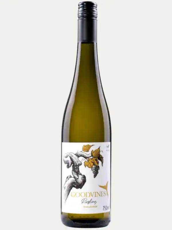 Wytrawne bezalkoholowe wino białe Goodvines Riesling w klasycznej oliwkowej butelce z jasną etykietą.